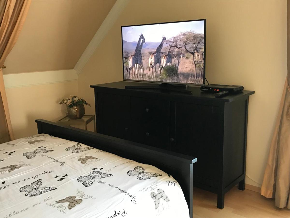 Viktoria House Villa Балатонсарсо Екстериор снимка