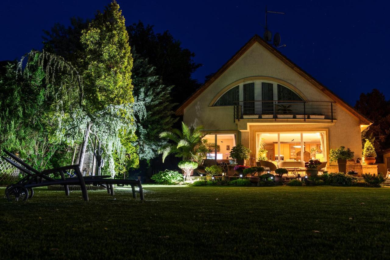Viktoria House Villa Балатонсарсо Екстериор снимка